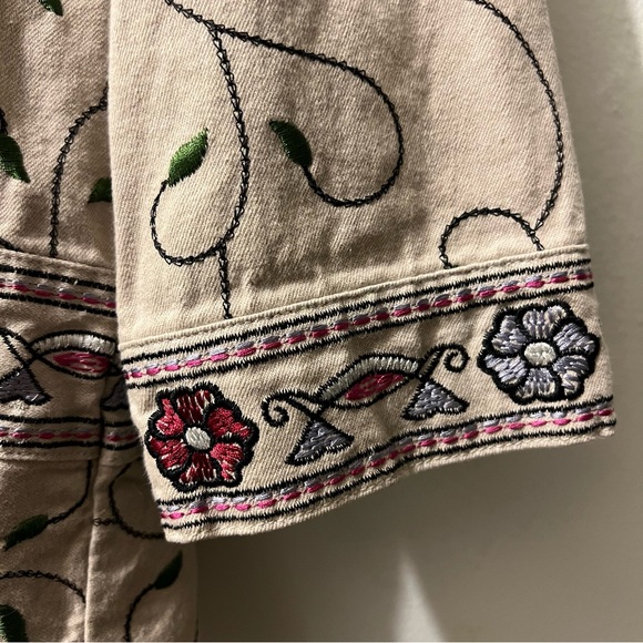 Vintage Denim & Co. Large Embroidered Denim Floral and Vine Shirt - Picture 4 of 12